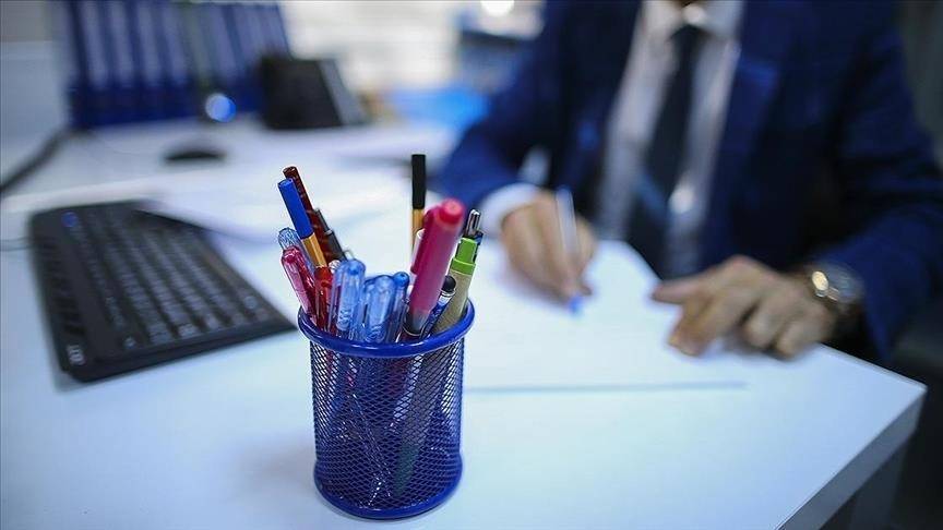 50 KPSS ile binlerce kişiye iş fırsatı! Memur, polis ve asker alımları başladı 11